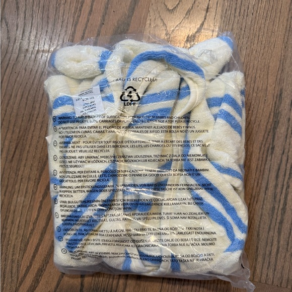 Sunnylife kids hooded towel blue stripe - Picture 6 of 6